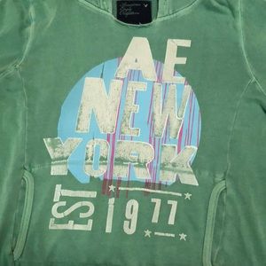 American Eagle sweatshirt